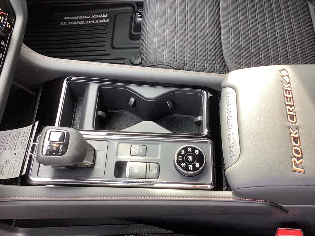 New 2025 Nissan Pathfinder Rock Creek image 15
