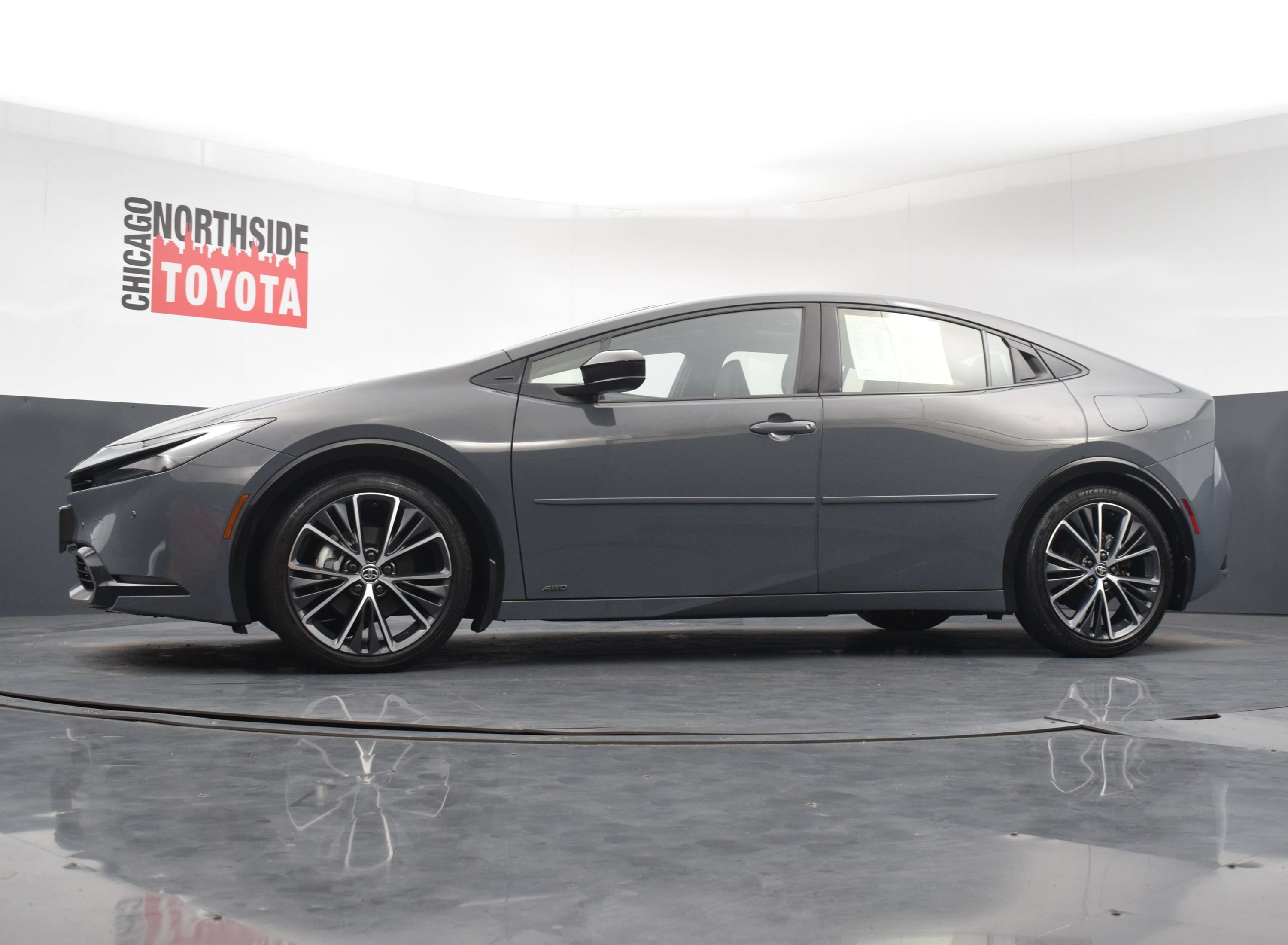 Used 2023 Toyota Prius Limited AWD/4WD image 29