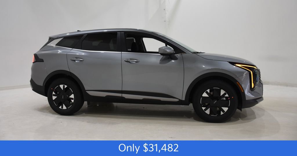 New 2026 Kia Sportage LX image 3