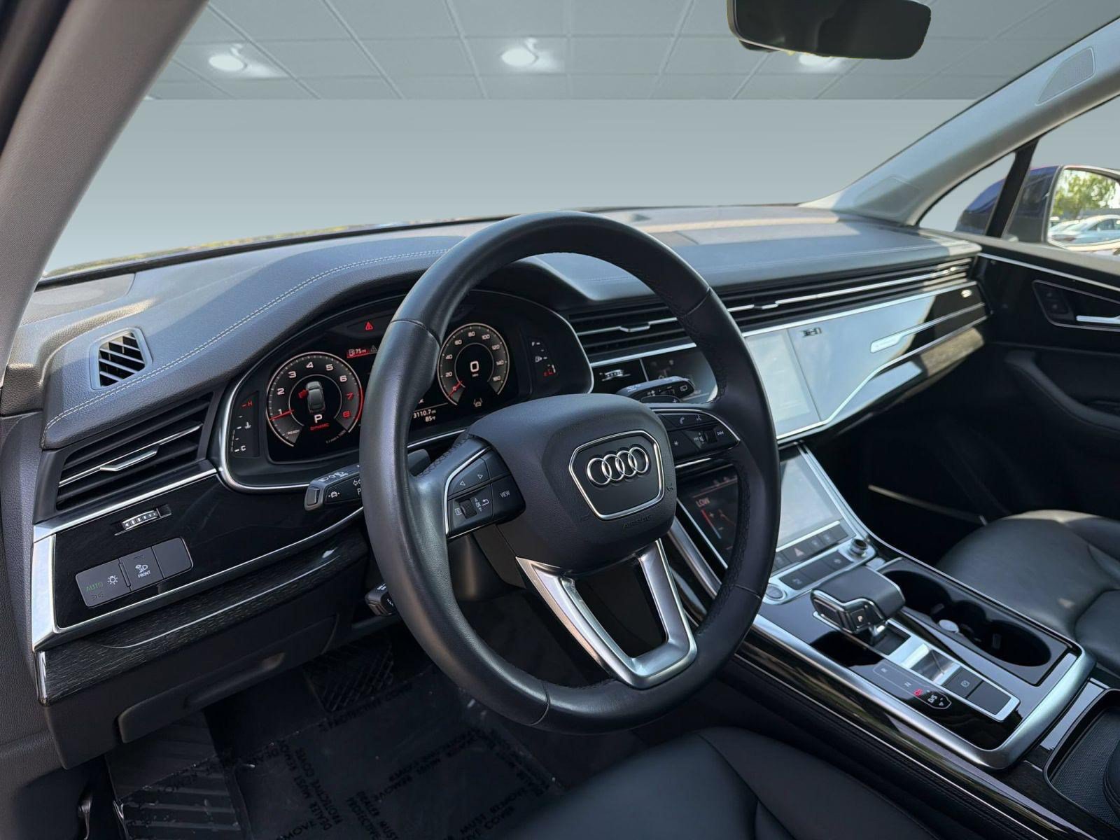 Used 2023 Audi Q7 2.0T Premium Plus w/ Premium Plus Package AWD/4WD image 4