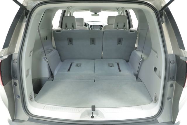 Used 2019 GMC Acadia SLE image 33