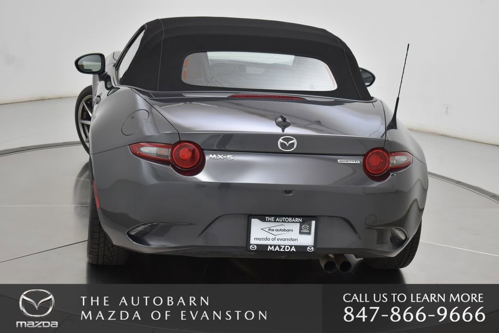Certified 2022 MAZDA MX-5 Miata Grand Touring RWD image 10