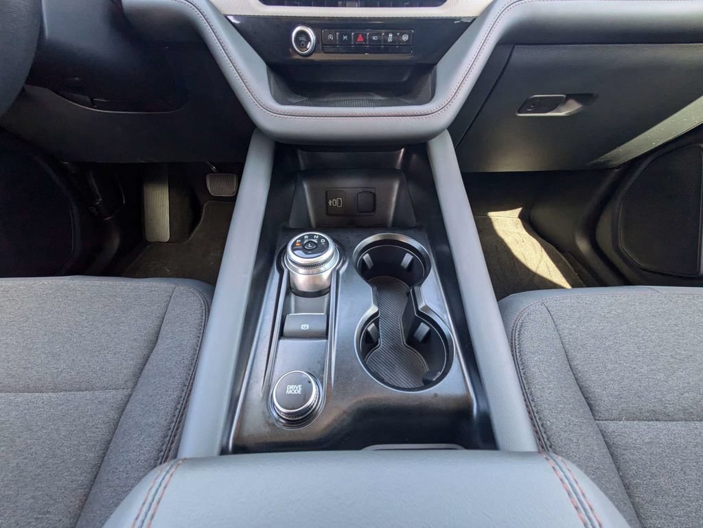 Certified 2026 Ford Explorer Active RWD image 23