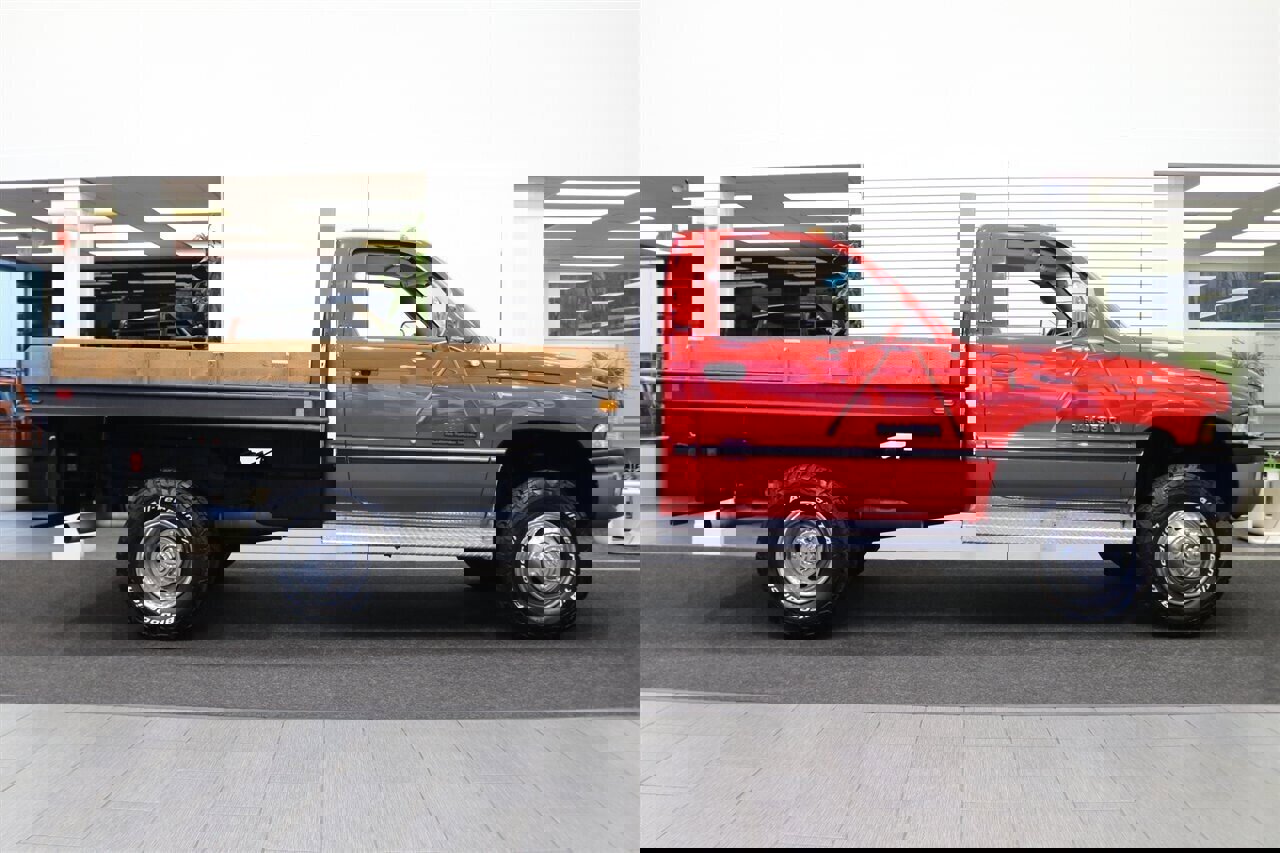 Used 1995 Dodge Ram 3500 Truck 4x4 Regular Cab image 5