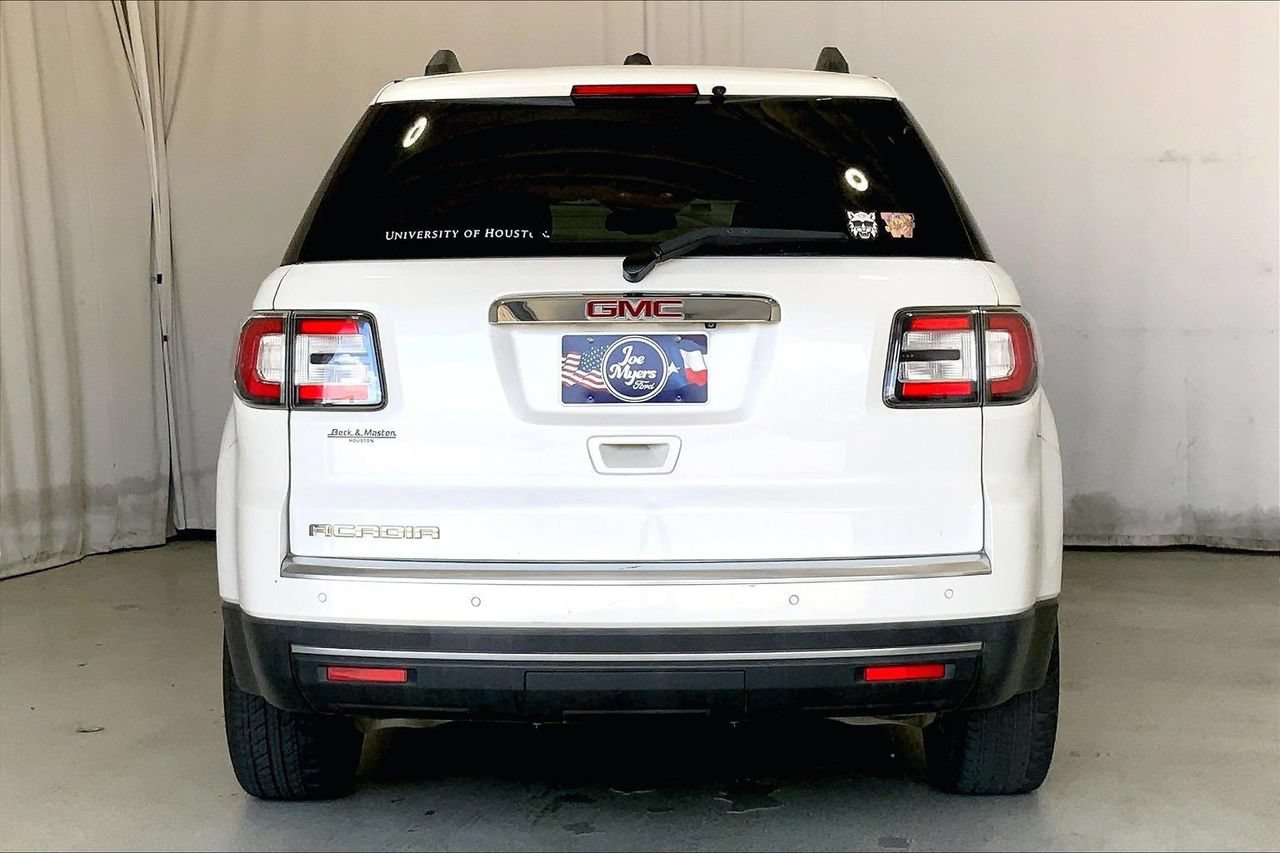 Used 2016 GMC Acadia SLE FWD image 4