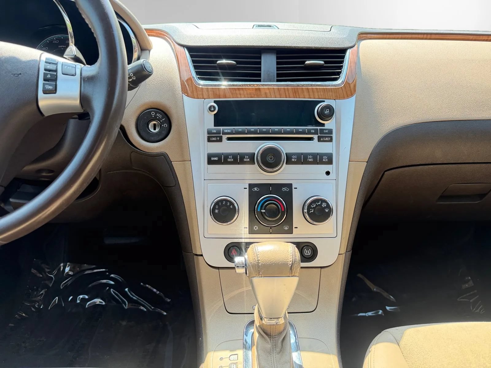 Used 2009 Chevrolet Malibu LT w/ HFV6 Engine Package FWD image 11