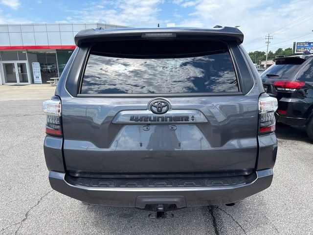 Used 2020 Toyota 4Runner SR5 Premium w/ Moonroof Package AWD/4WD image 4