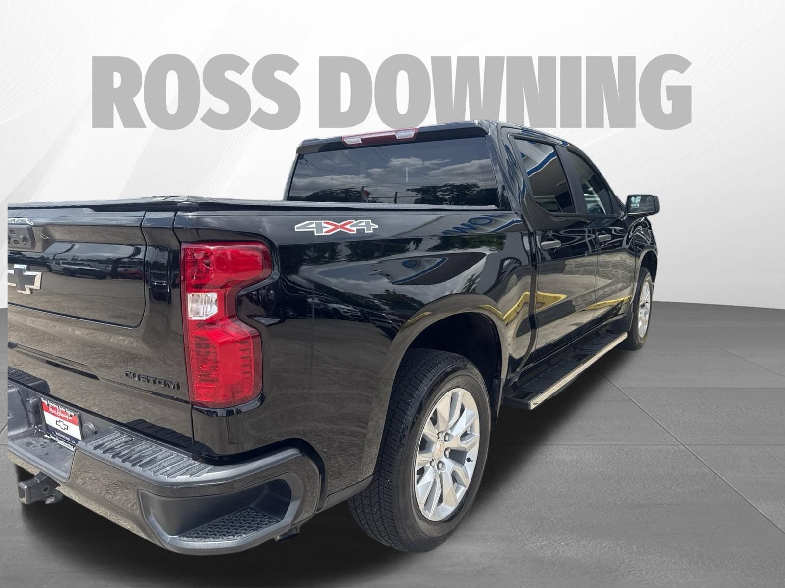 Certified 2024 Chevrolet Silverado 1500 Custom w/ LPO, Dark Essentials Package AWD/4WD image 4
