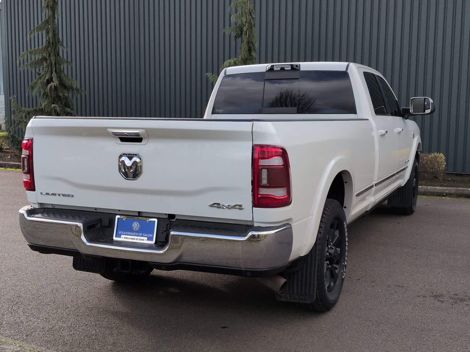 Used 2022 RAM 3500 Limited image 6