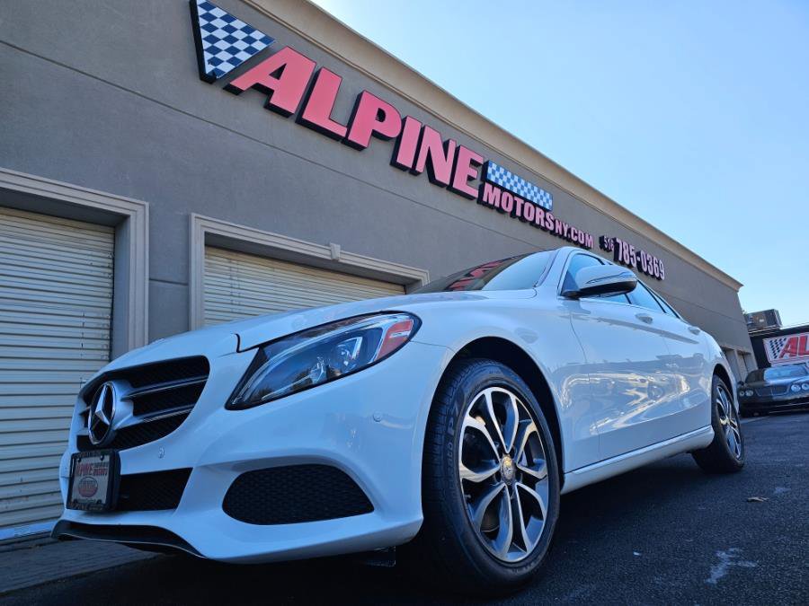 Used 2015 Mercedes-Benz C 300 4MATIC Sedan w/ Premium 1 Package image 31