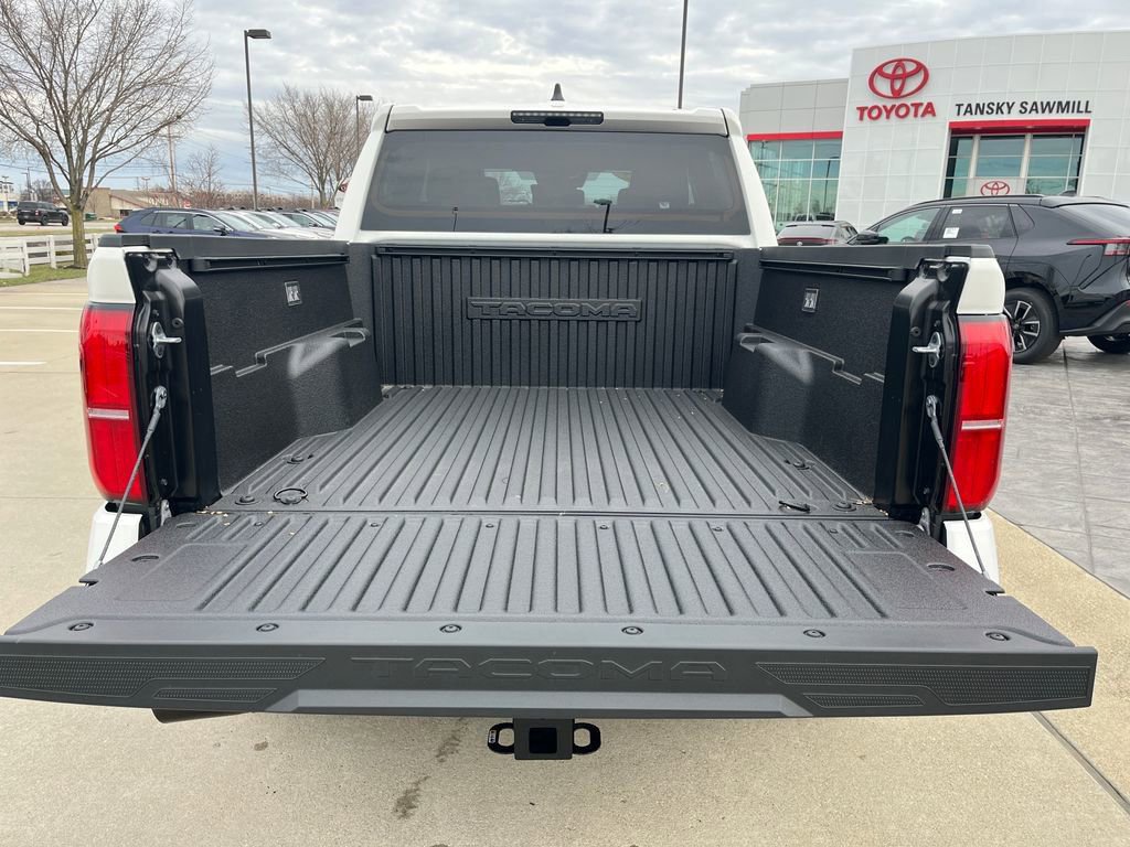 New 2025 Toyota Tacoma TRD Off-Road AWD/4WD image 22