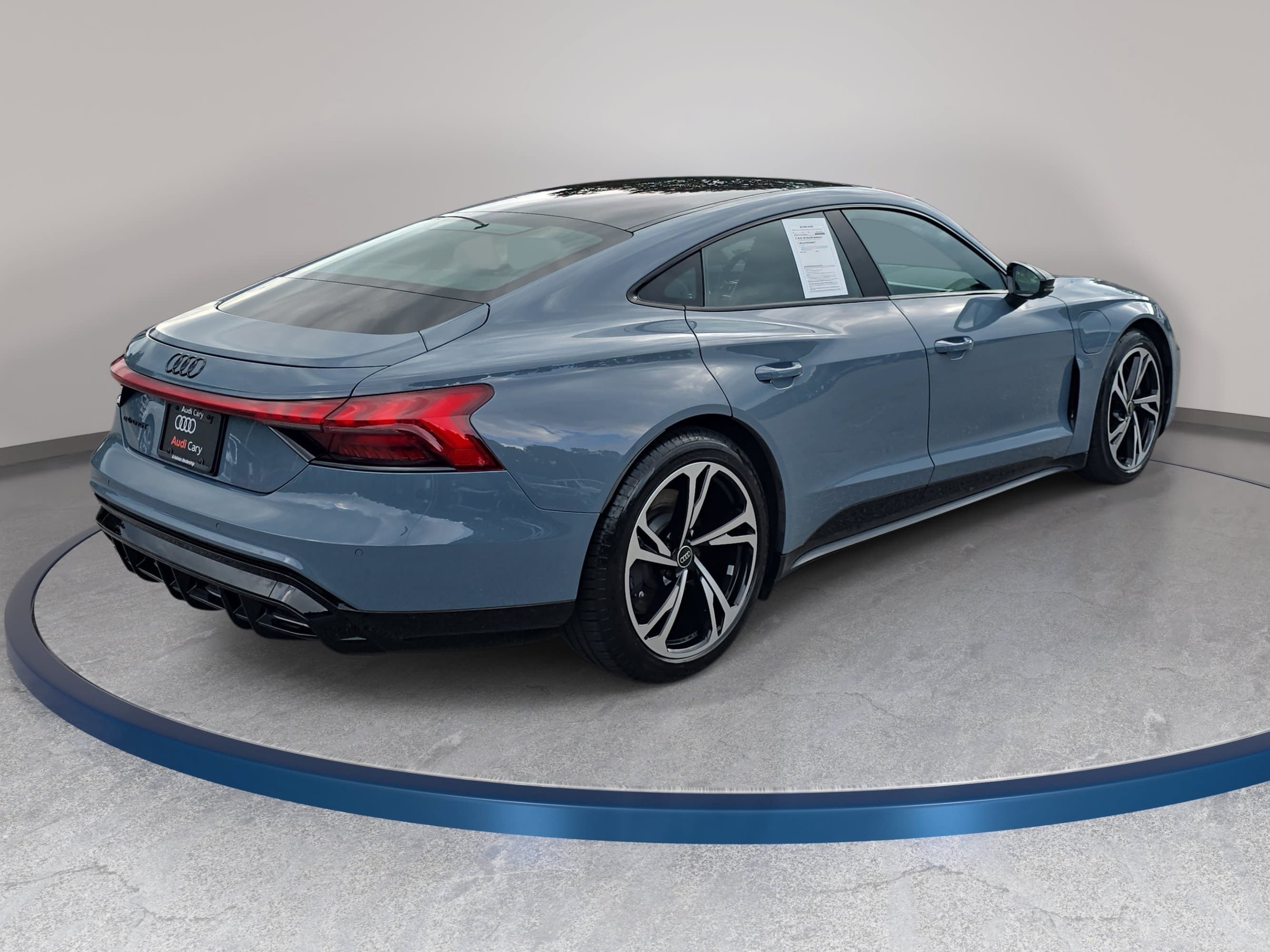 Used 2023 Audi e-tron GT Premium Plus w/ Performance Package AWD/4WD image 5