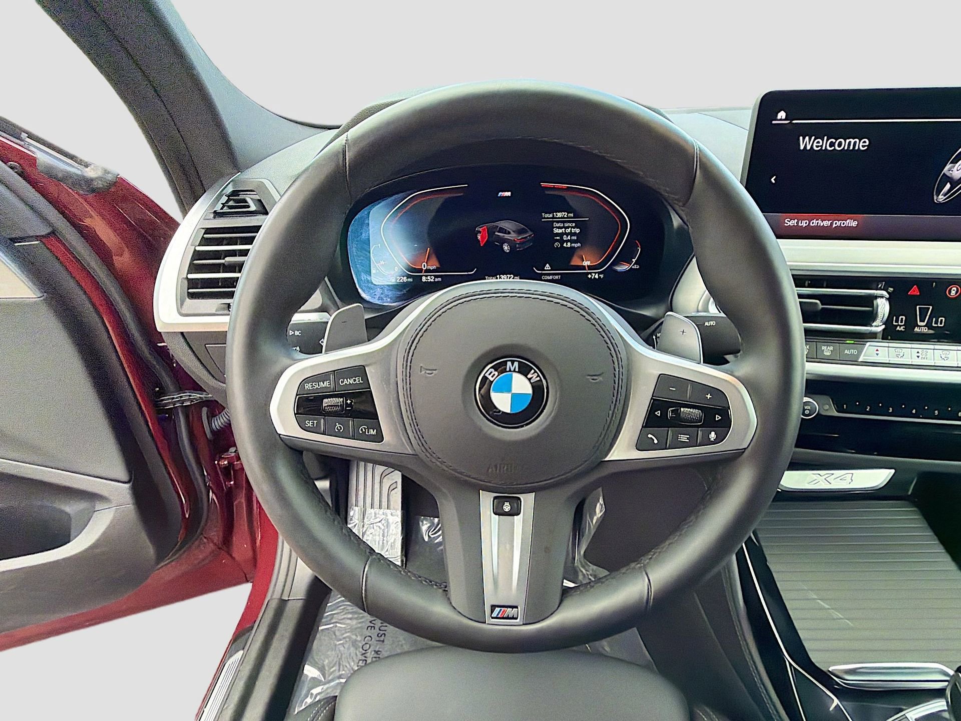 Certified 2025 BMW X4 xDrive30i w/ Premium Package image 40