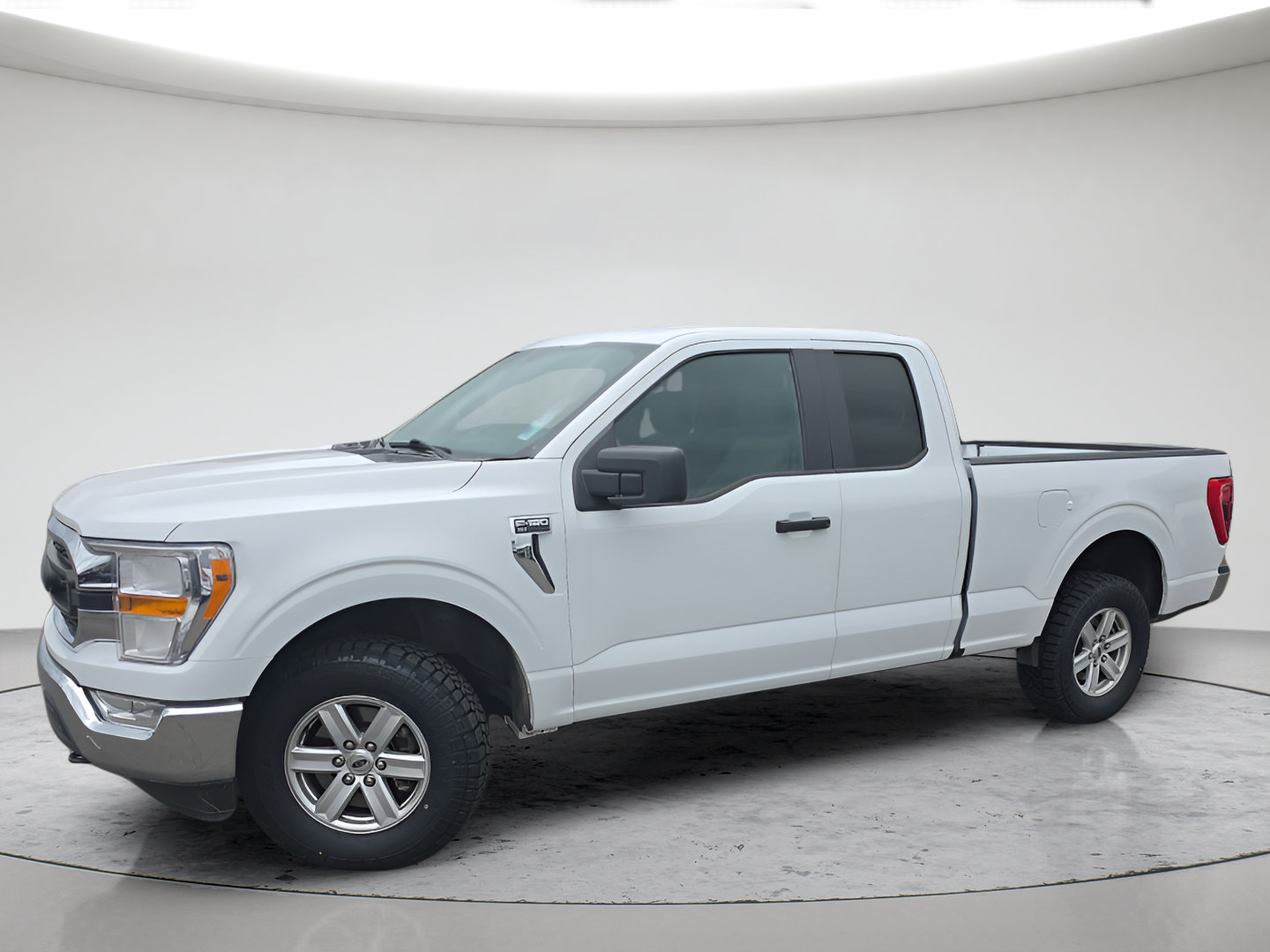 Used 2022 Ford F150 XLT w/ Trailer Tow Package AWD/4WD image 8