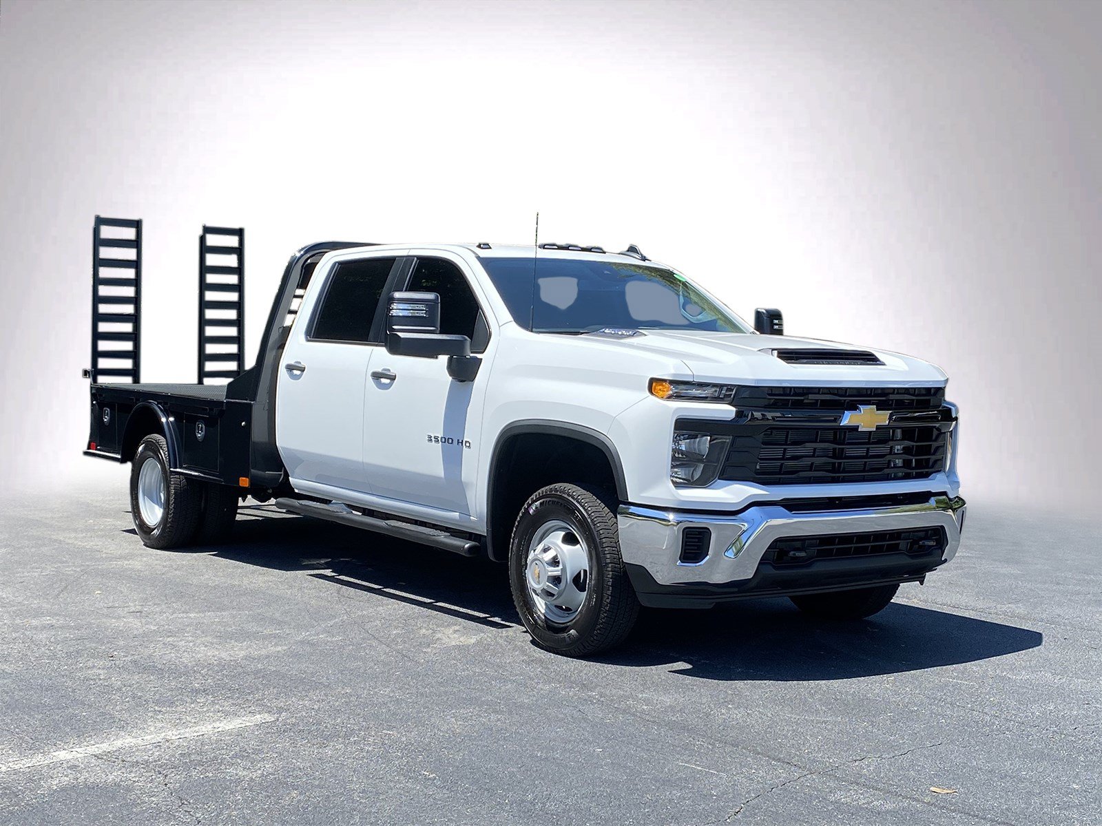 Used 2026 Chevrolet Silverado 3500 W/T w/ WT Convenience Package AWD/4WD image 2
