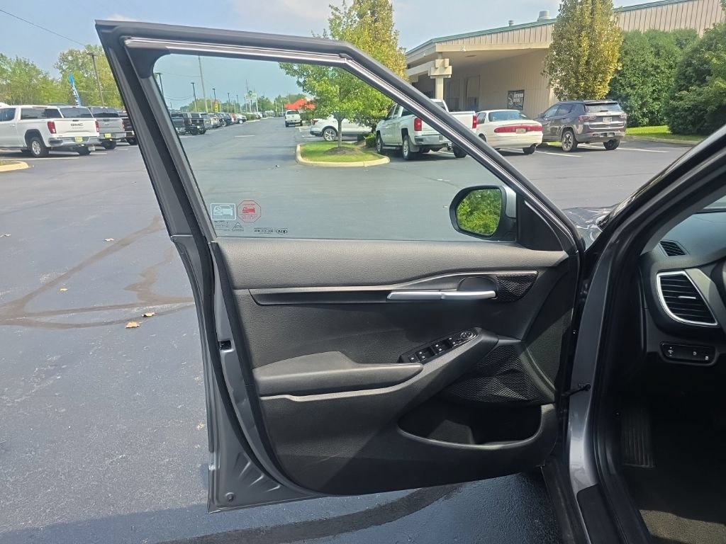 Used 2021 Kia Seltos LX AWD/4WD image 12