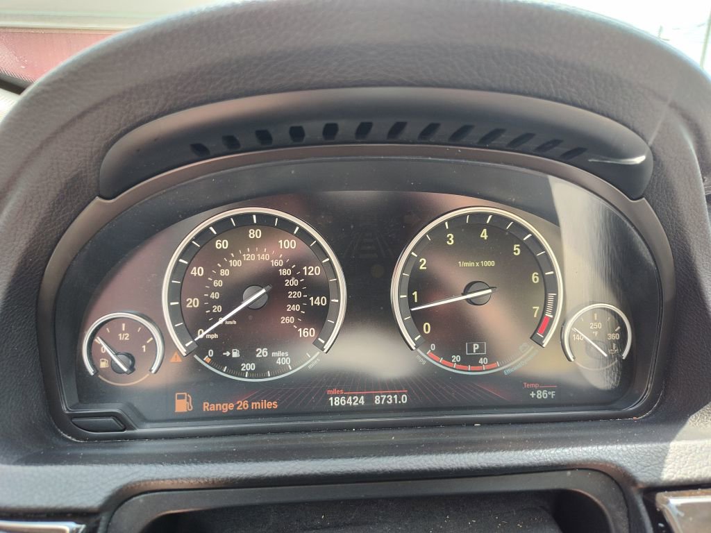 Used 2011 BMW 535i xDrive image 7