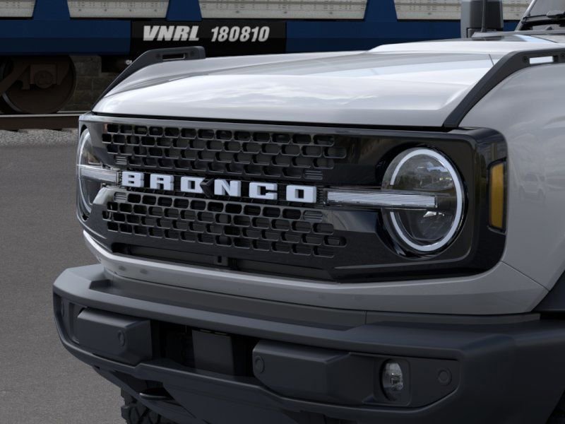 New 2026 Ford Bronco Outer Banks image 19