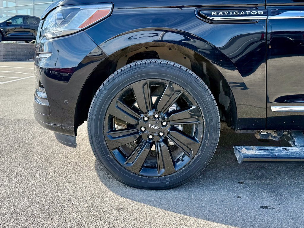 Used 2022 Lincoln Navigator L Reserve image 29