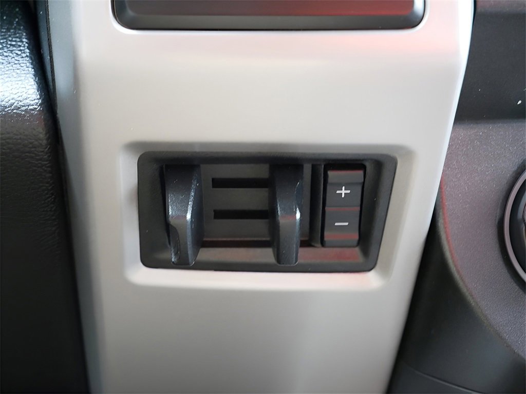 Used 2019 Ford F350 Lariat w/ Chrome Package image 25