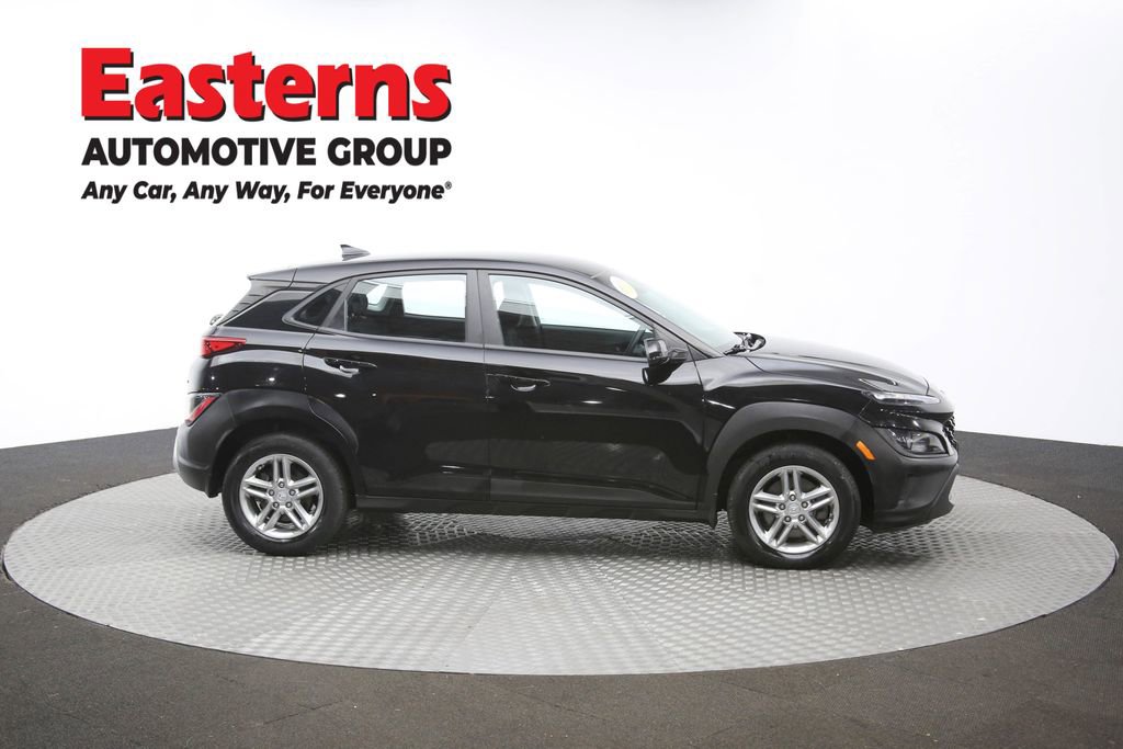 Used 2022 Hyundai Kona SE w/ Winter Weather Package image 79