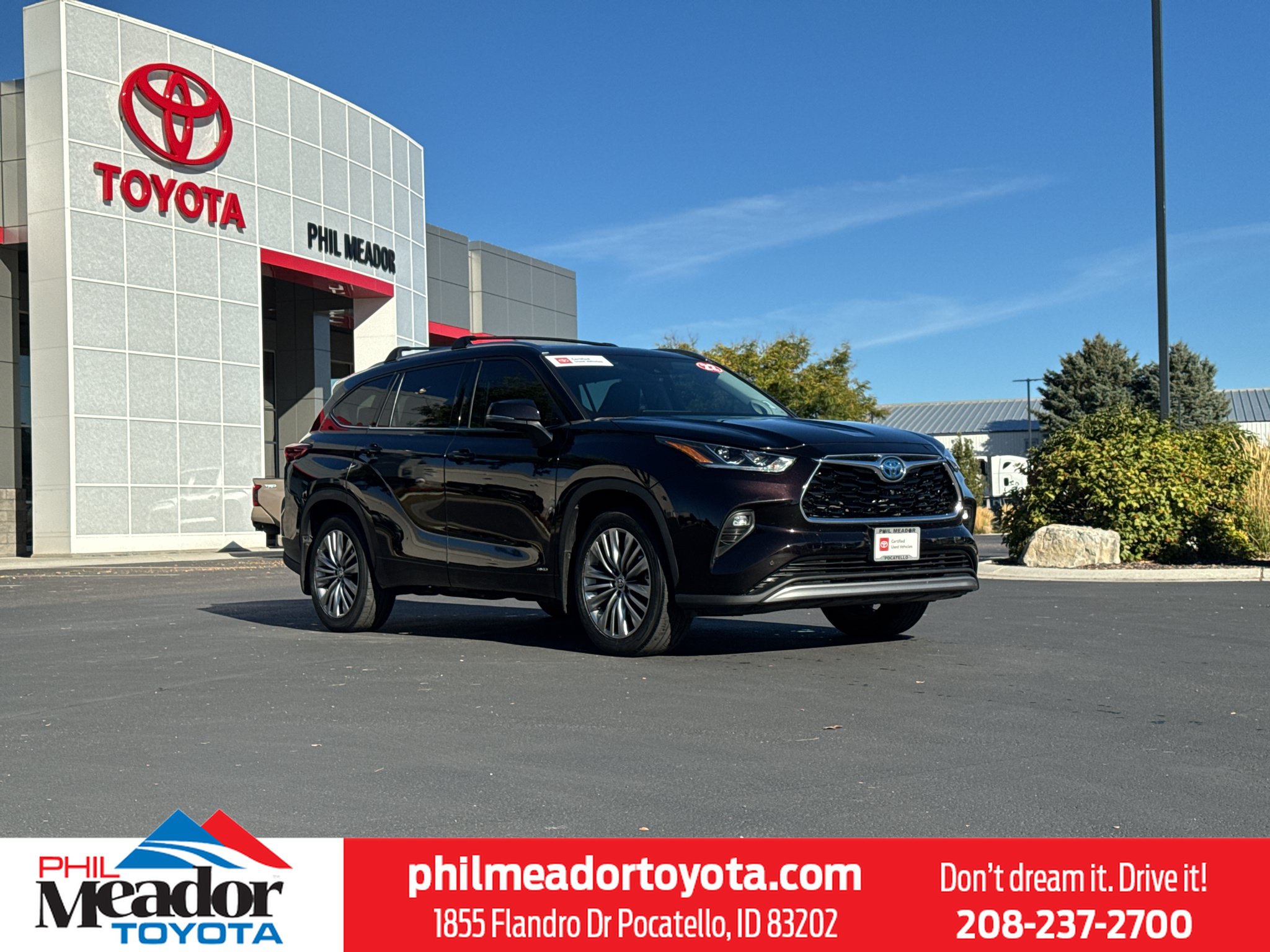Used 2022 Toyota Highlander Platinum AWD/4WD image 1