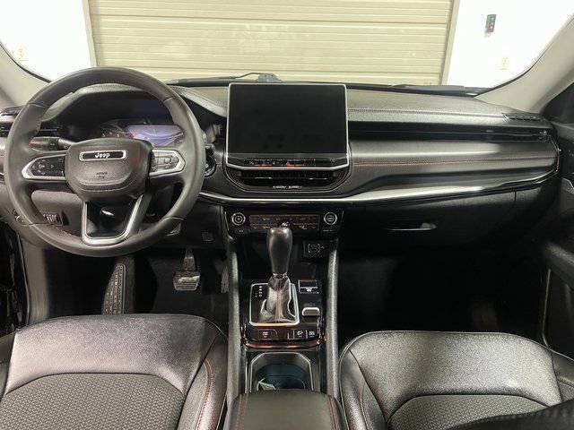 Used 2022 Jeep Compass Trailhawk w/ Trailer Tow Group image 16