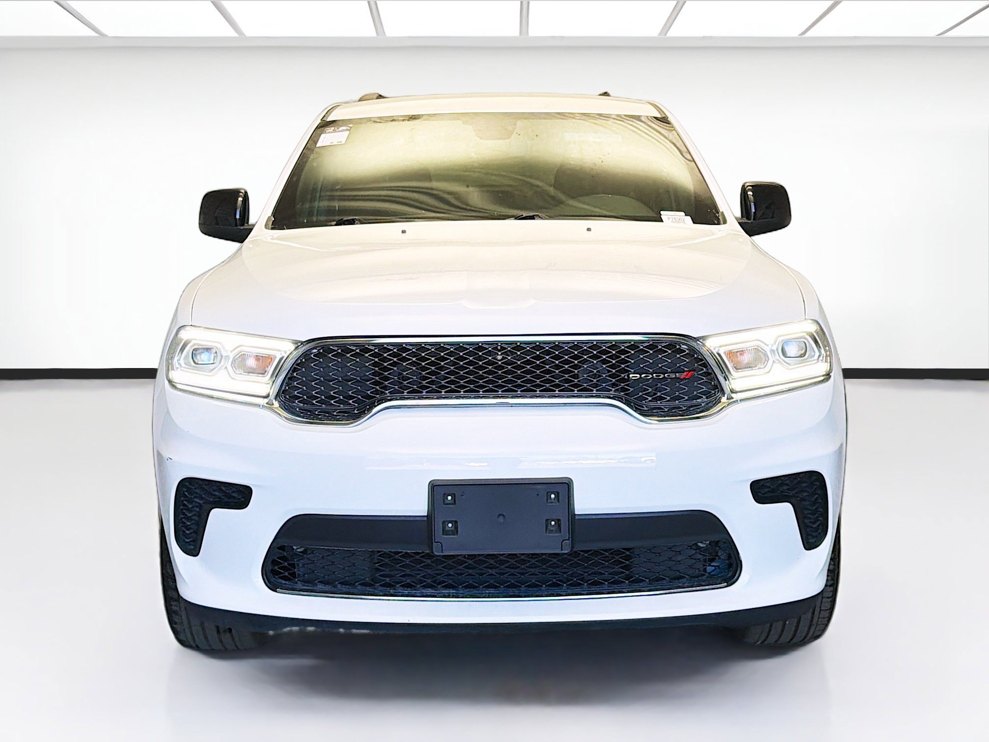 Used 2024 Dodge Durango SXT image 2