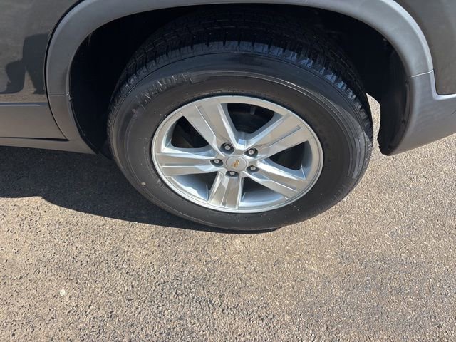 Used 2018 Chevrolet Trax LT w/ LT Convenience Package image 41