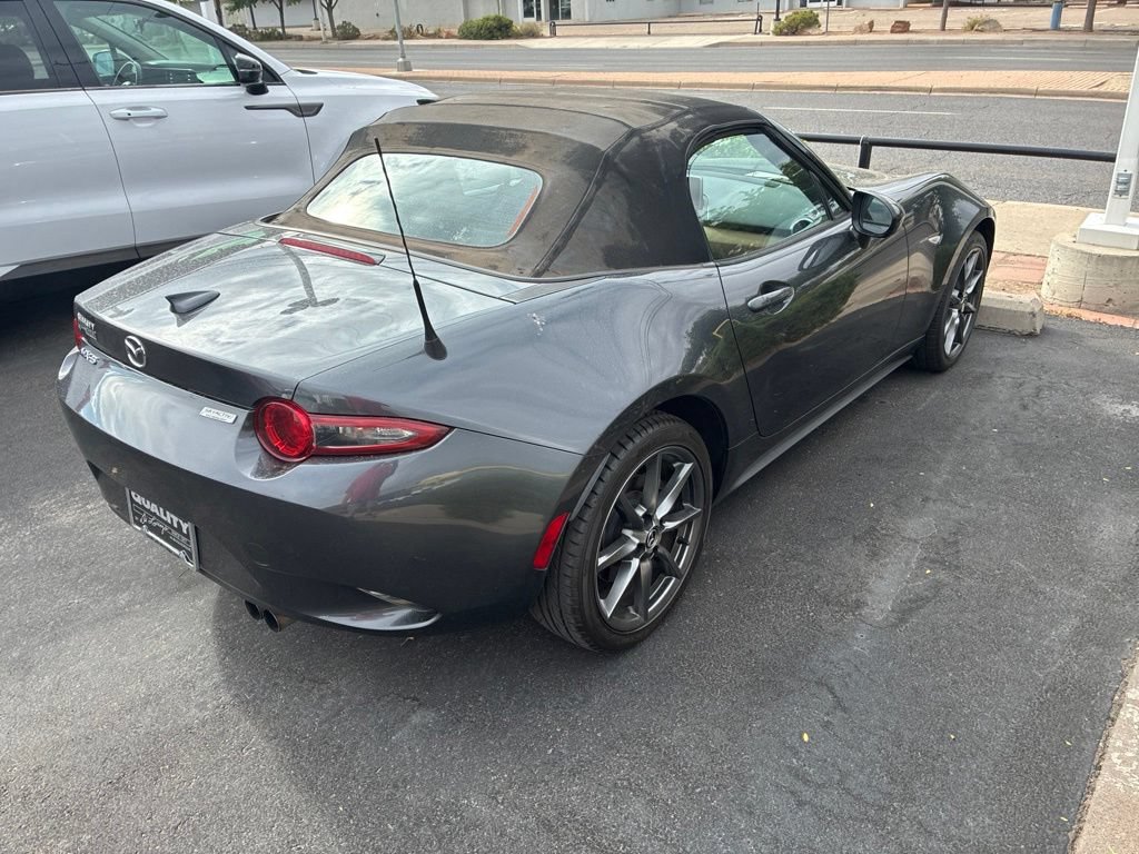 Used 2016 MAZDA MX-5 Miata Grand Touring RWD image 4