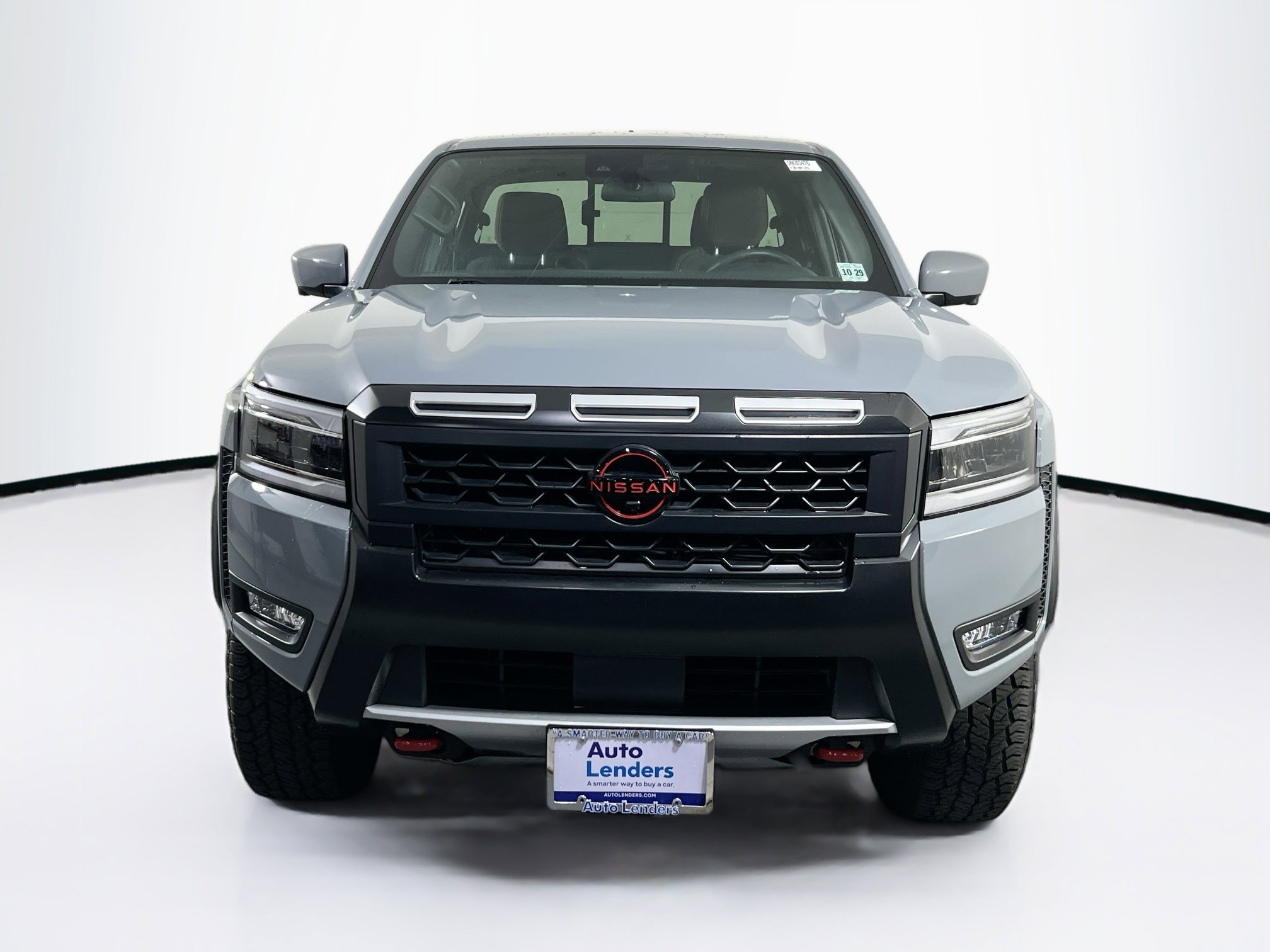 Used 2025 Nissan Frontier PRO-4X w/ Pro Convenience Package image 2