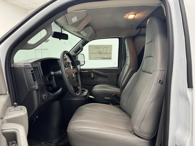New 2025 Chevrolet Express 2500 w/ Driver Convenience Package RWD image 20
