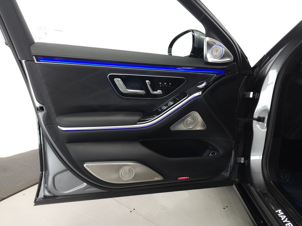 Used 2024 Mercedes-Benz Maybach S 680 4MATIC image 5