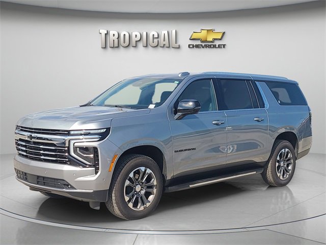 Used 2025 Chevrolet Suburban LT w/ Comfort Package