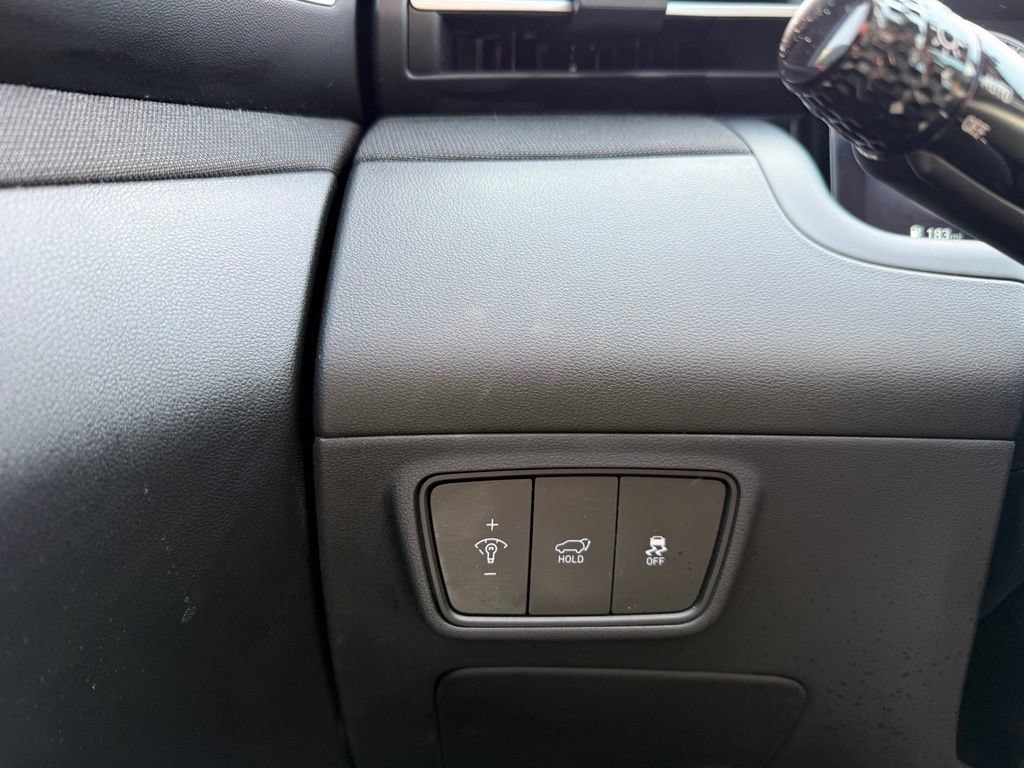 Certified 2023 Hyundai Tucson SEL w/ Convenience Package FWD image 12