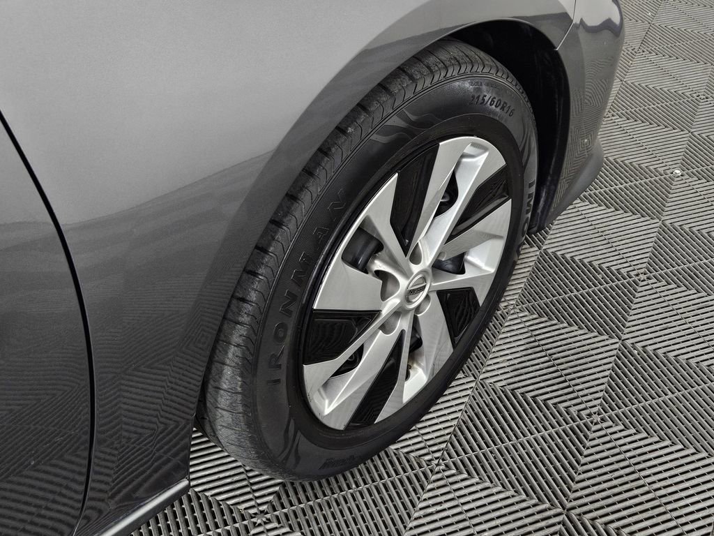 Used 2022 Nissan Altima 2.5 S FWD image 5