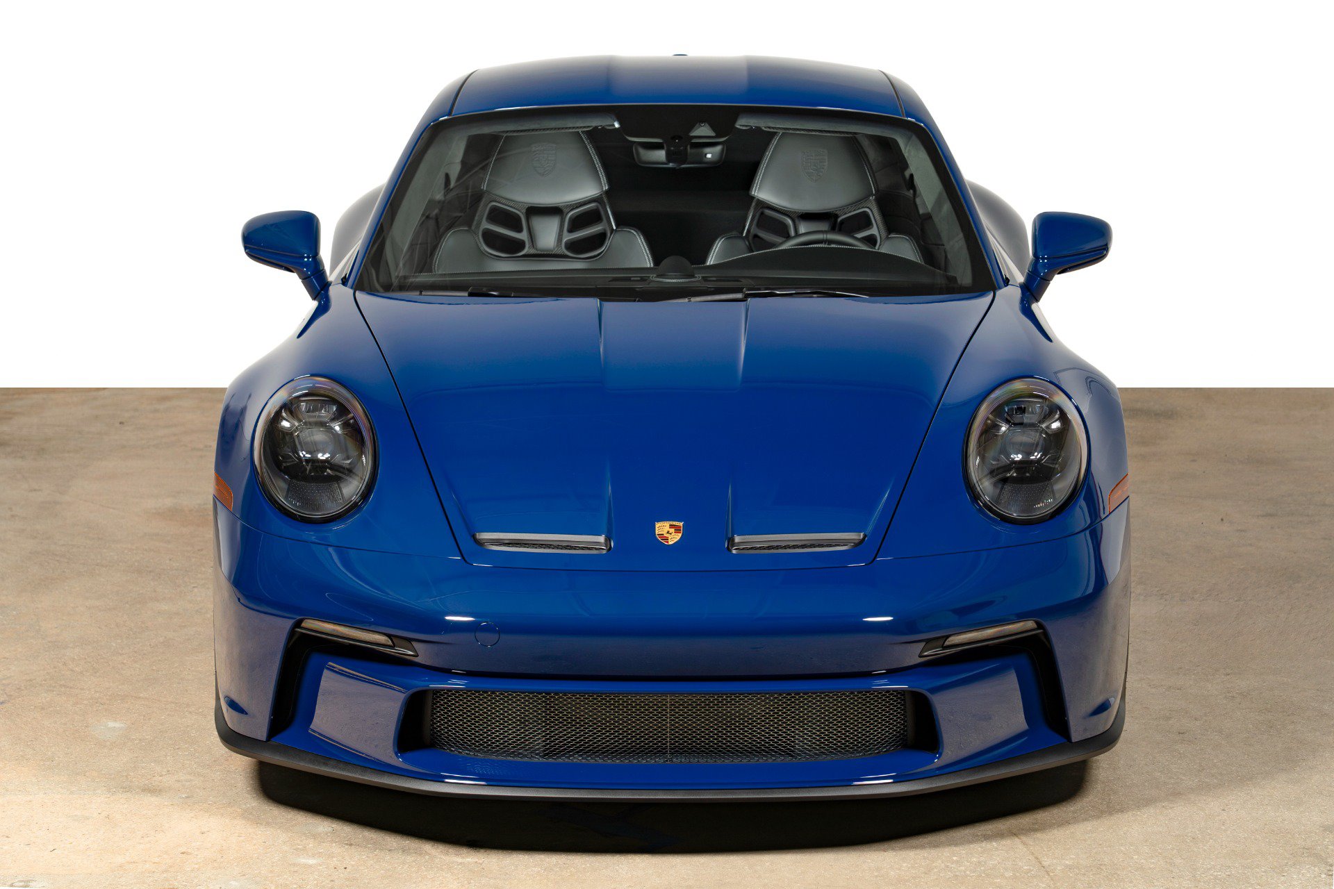 Used 2024 Porsche 911 GT3 RS RWD image 3