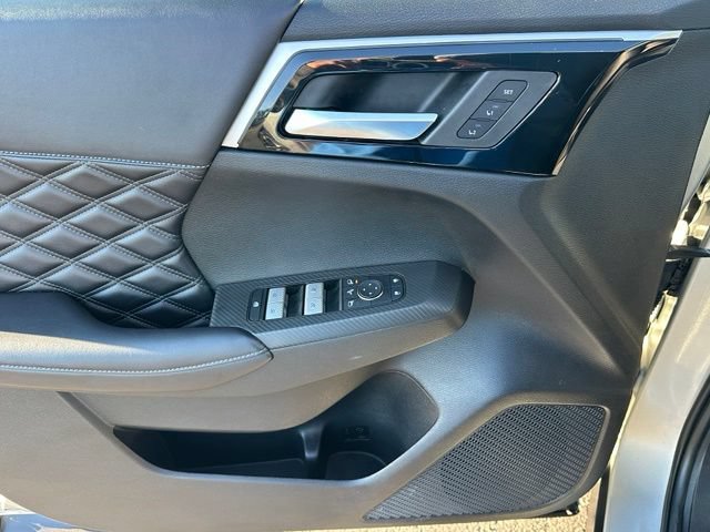 Used 2023 Mitsubishi Outlander SEL AWD/4WD image 22