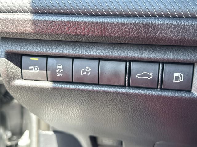 Certified 2025 Toyota Camry SE image 25