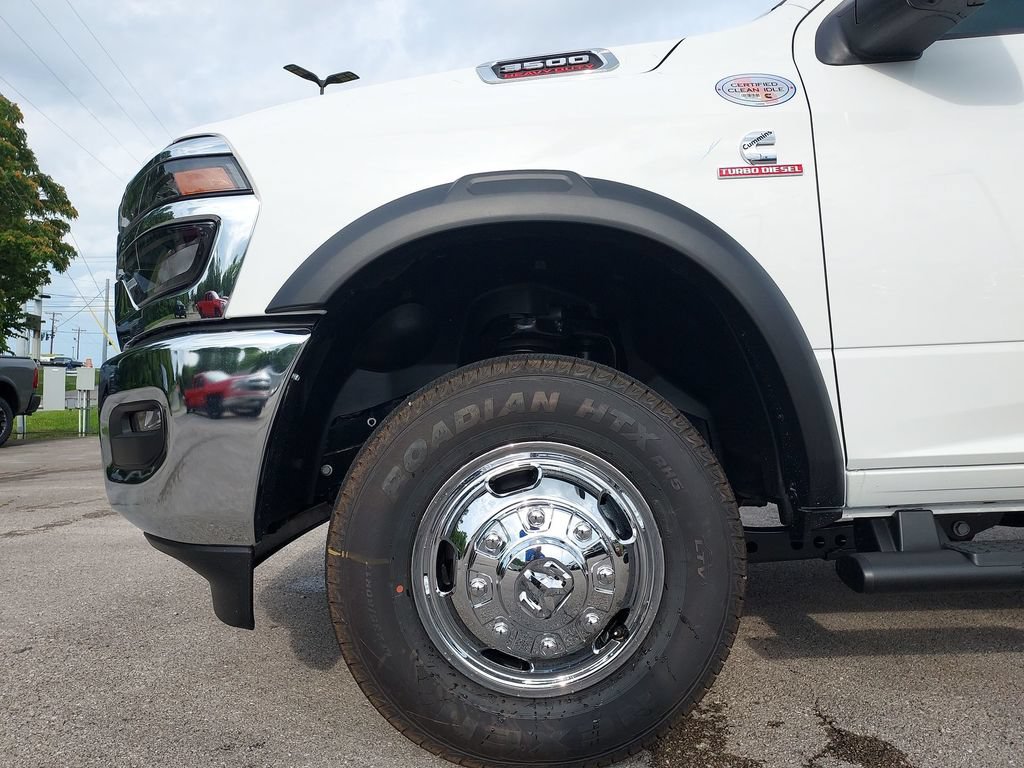New 2026 RAM 3500 Tradesman AWD/4WD image 16