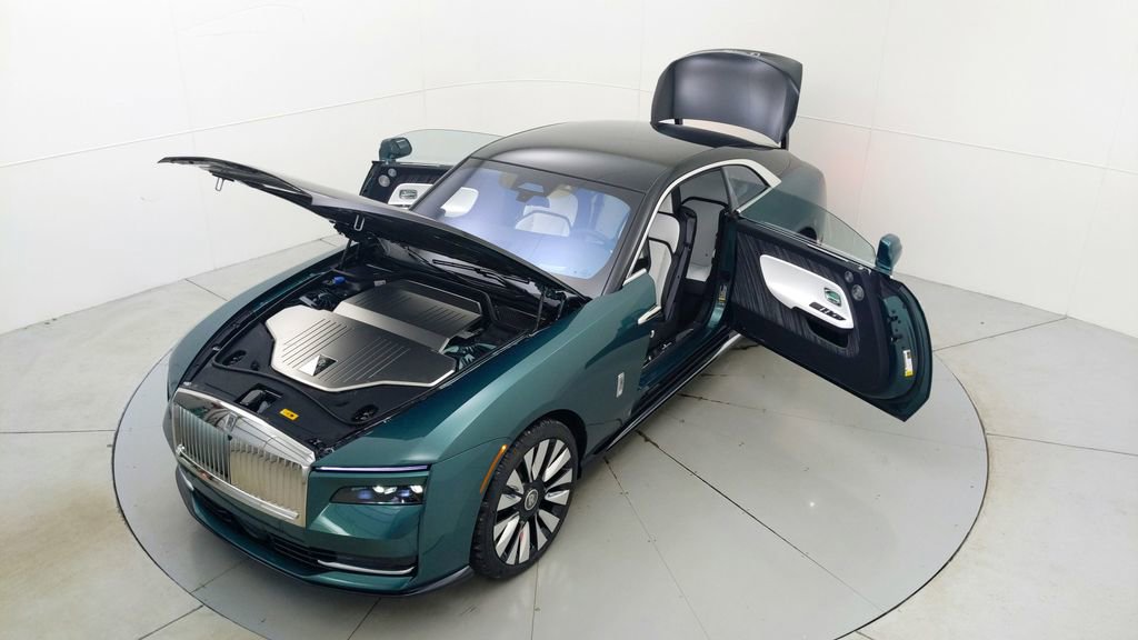 Used 2024 Rolls-Royce Spectre w/ Spectre Launch Package image 30