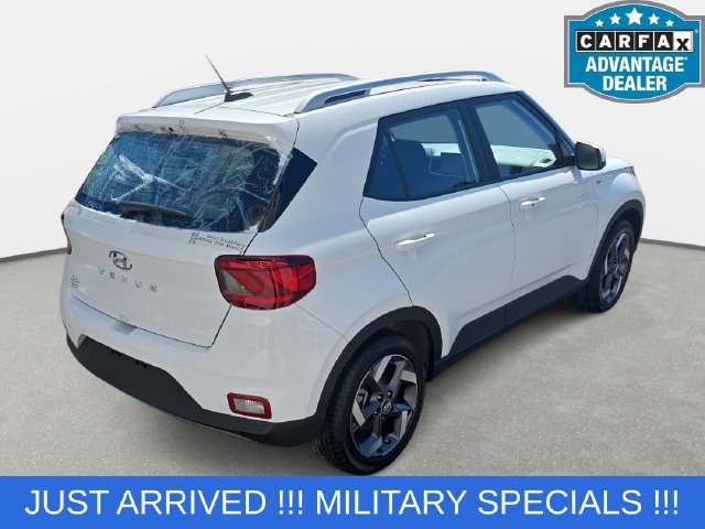 Used 2026 Hyundai Venue SEL FWD image 5