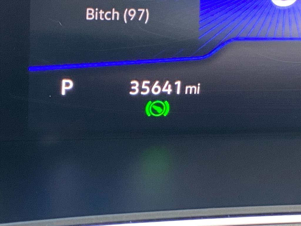 Certified 2023 Volkswagen Tiguan SE w/ Panoramic Sunroof Package image 13