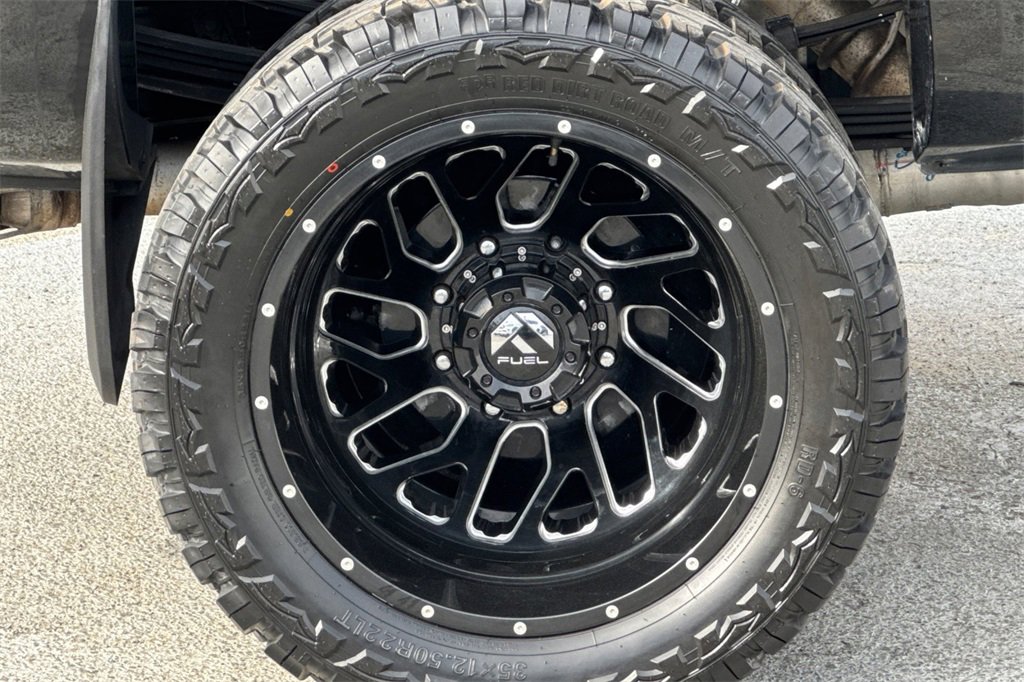 Used 2015 GMC Sierra 3500 Denali w/ Duramax Plus Package image 23