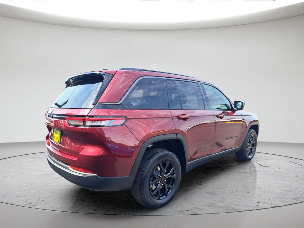 New 2026 Jeep Grand Cherokee Altitude AWD/4WD image 5