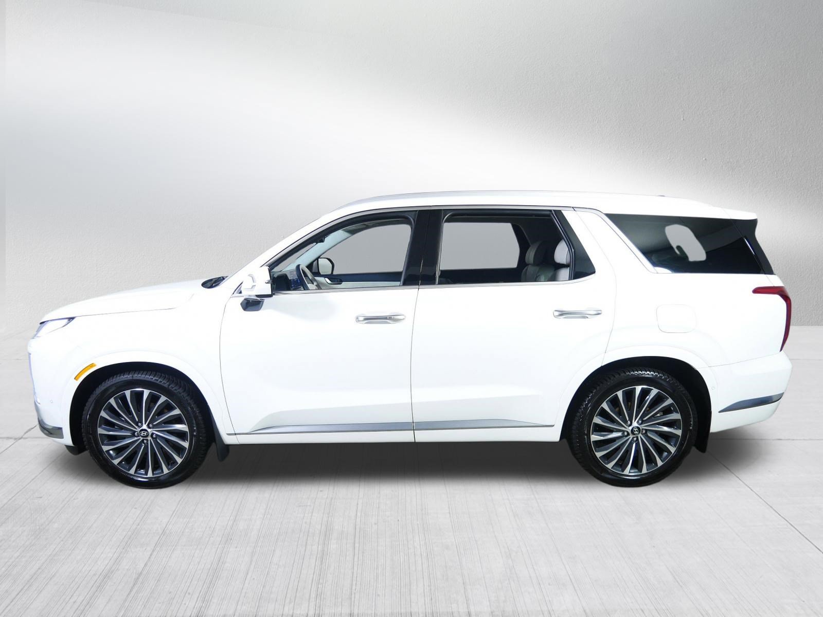 Used 2023 Hyundai Palisade Calligraphy AWD/4WD image 4