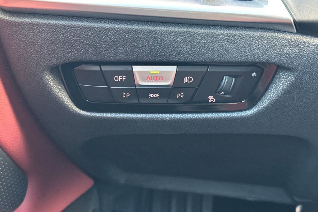 Used 2025 BMW i4 eDrive40 w/ M Sport Package image 30