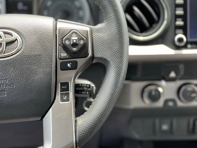 Used 2022 Toyota Tacoma SR5 AWD/4WD image 30