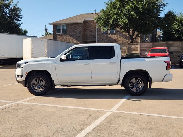 Used 2025 Nissan Frontier SV w/ SV Convenience Package RWD image 12