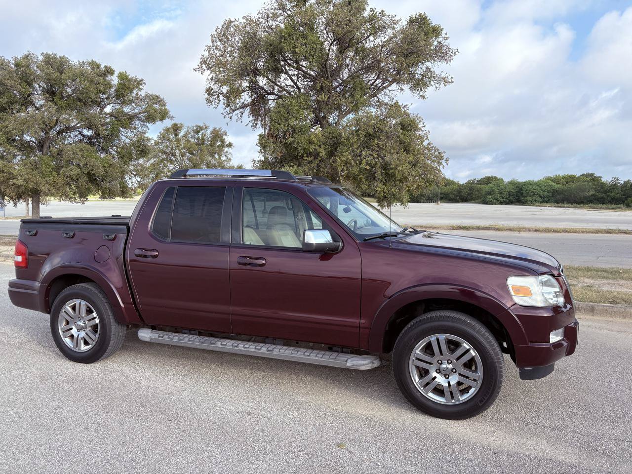 Used 2007 Ford Explorer Sport Trac Limited RWD image 59